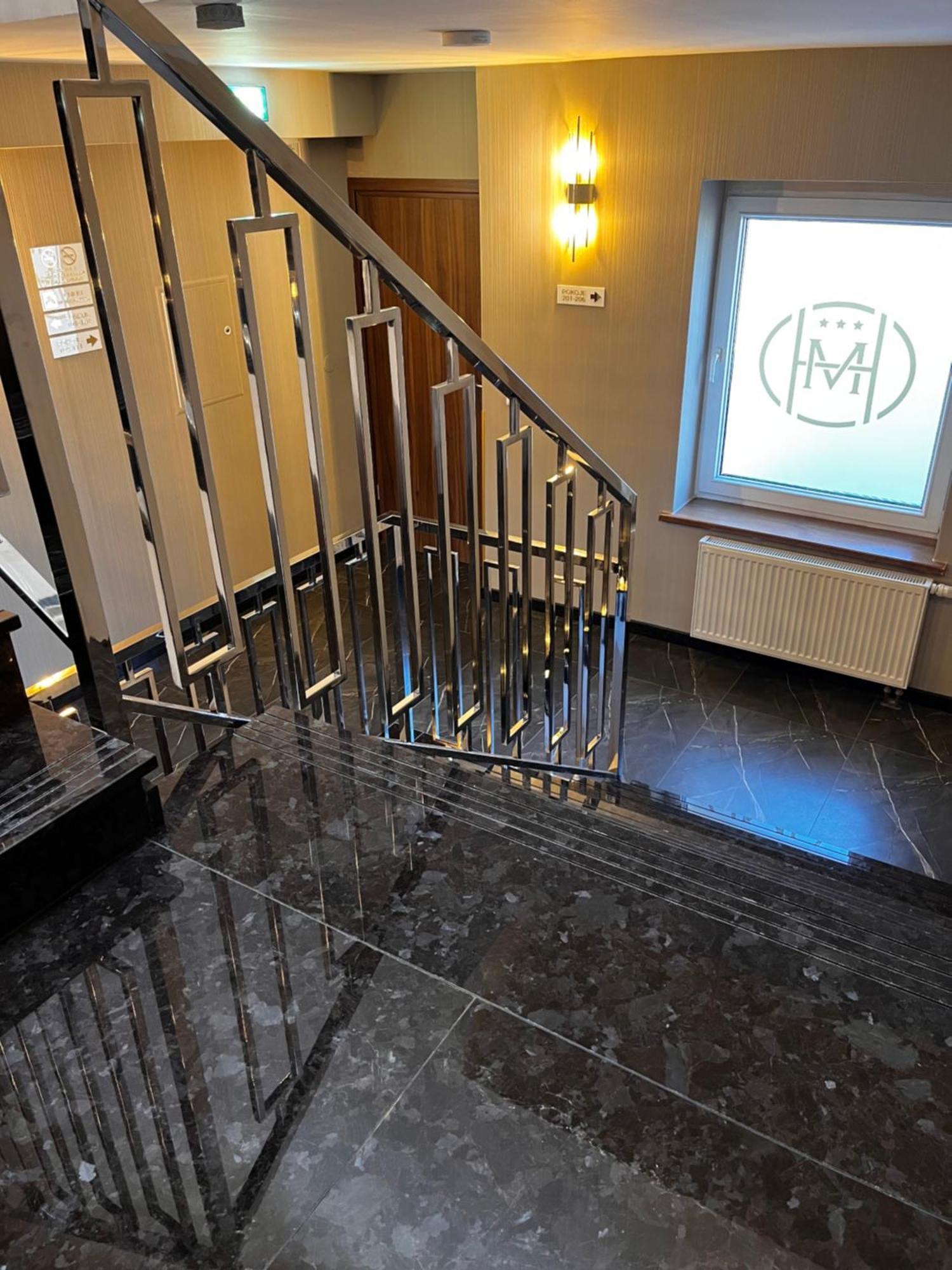 Hotel Marta Oława 外观 照片