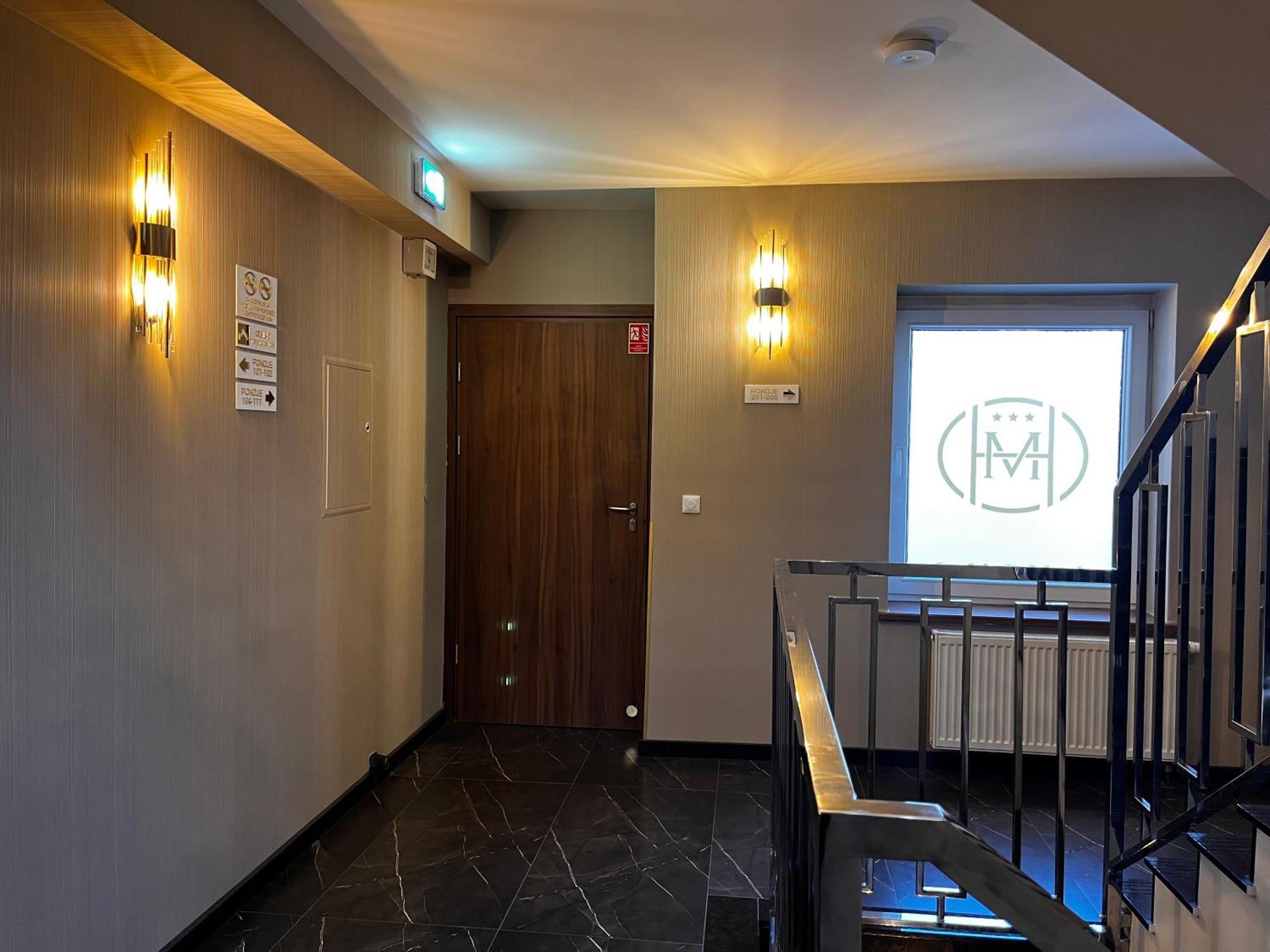 Hotel Marta Oława 外观 照片